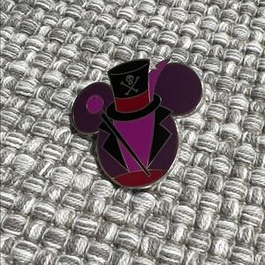 Disney Mickey icon, villain mystery pack pin Dr. Facilier